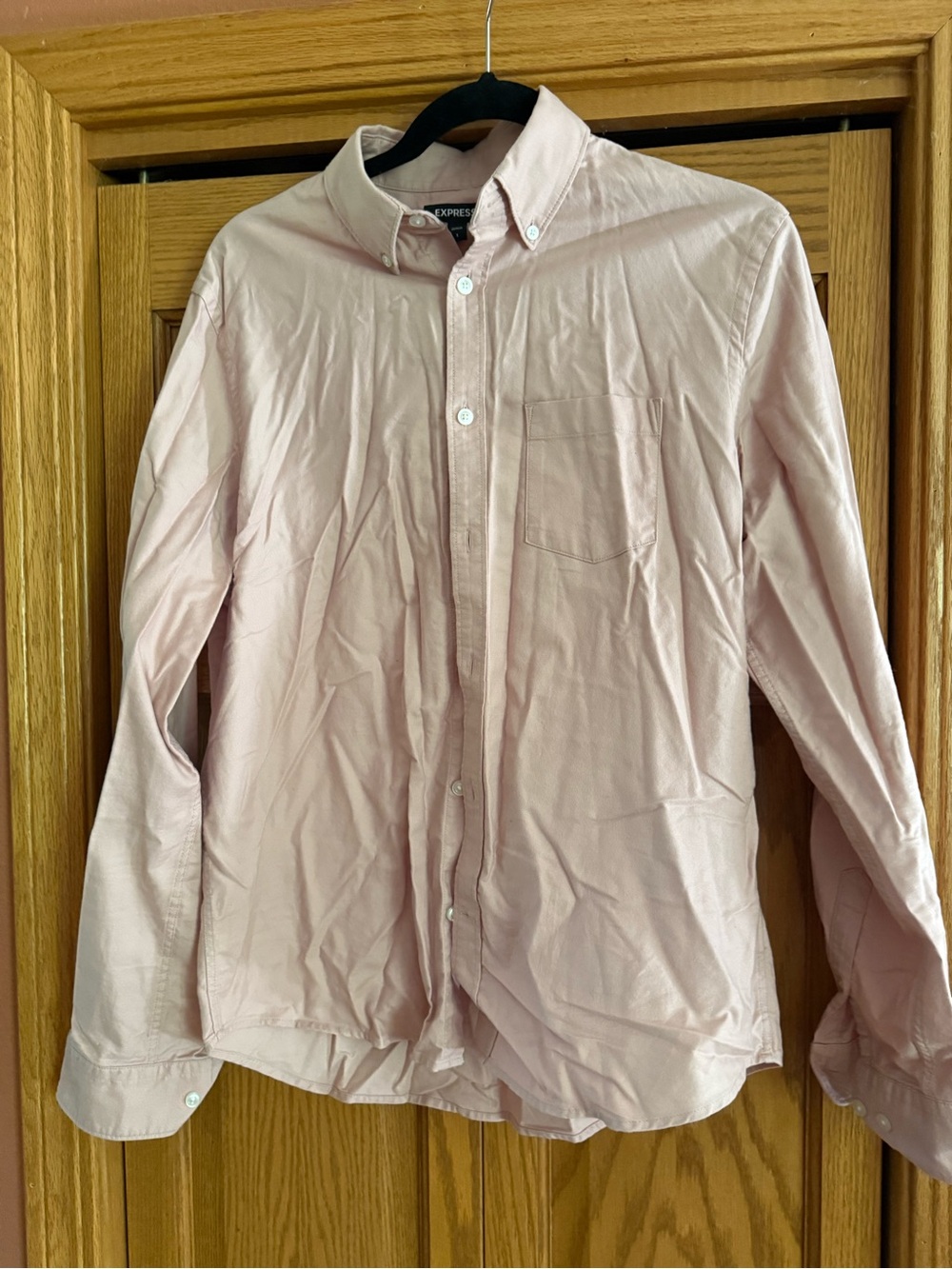 Express Men’s Light Pink Long-Sleeve Button-Down Shirt